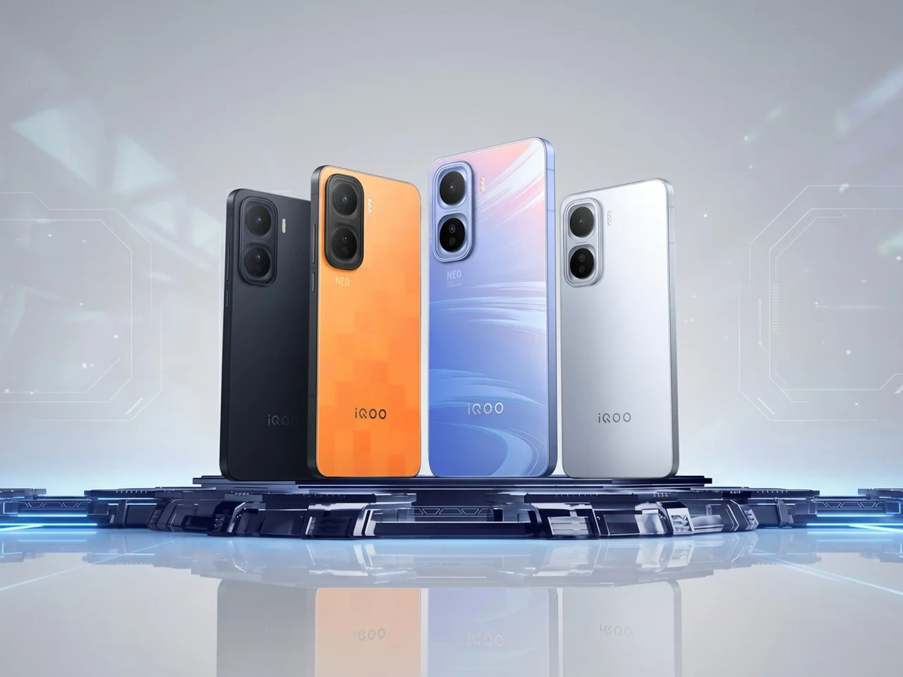 iQOO Neo12 brings a 185Hz display and built-in fan to competitive mobile gaming
